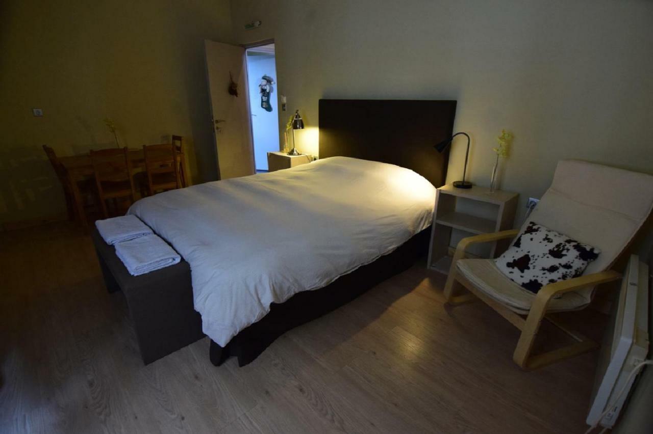 Arahova Pansion Apartment Ngoại thất bức ảnh
